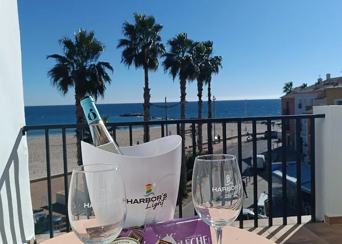 아파트 Syrah Harbor's Light